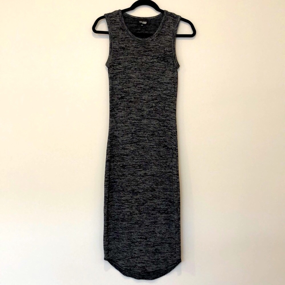 Aritizia Wilfred Free Bruni sleeveless black/gray dress